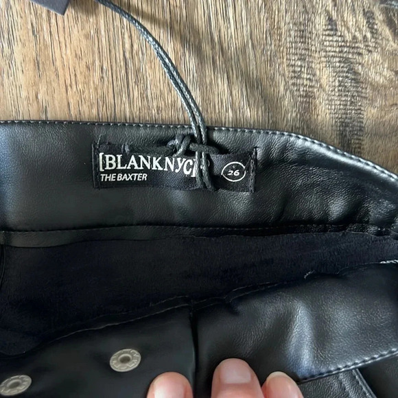 NWT Blank NYC The Baxter Faux Leather Pants Black Size 26 - Picture 8 of 12